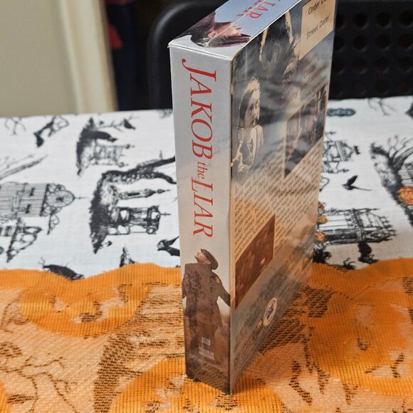 Jakob the Liar (VHS, 2000) Sealed Promotional Copy - Robin Williams - Picture 3 of 9